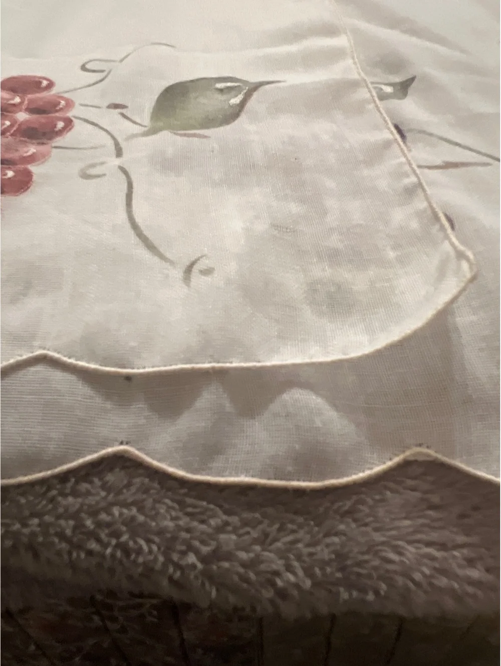Lot of 2 vintage linen Grape Vine curtains